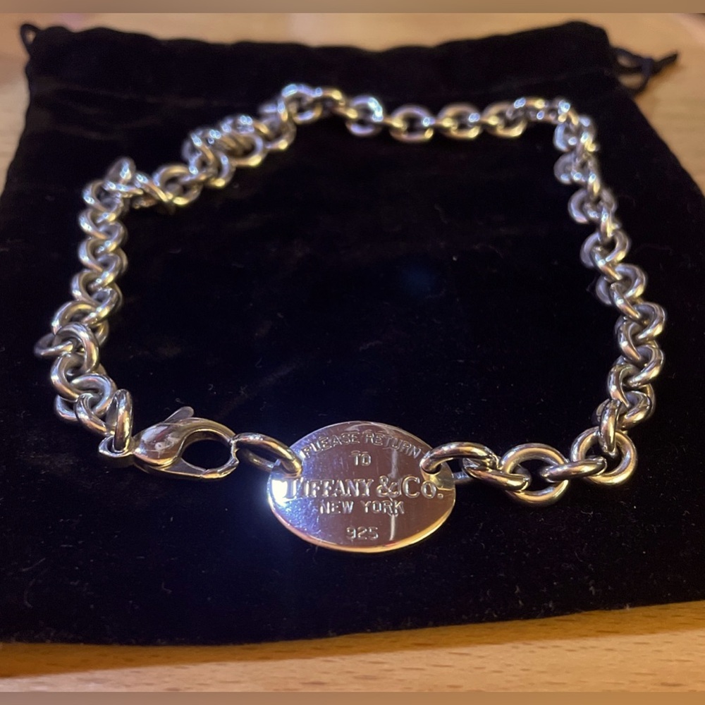 Tiffany & Co. Return to Tiffany Oval Tag Choker Necklace